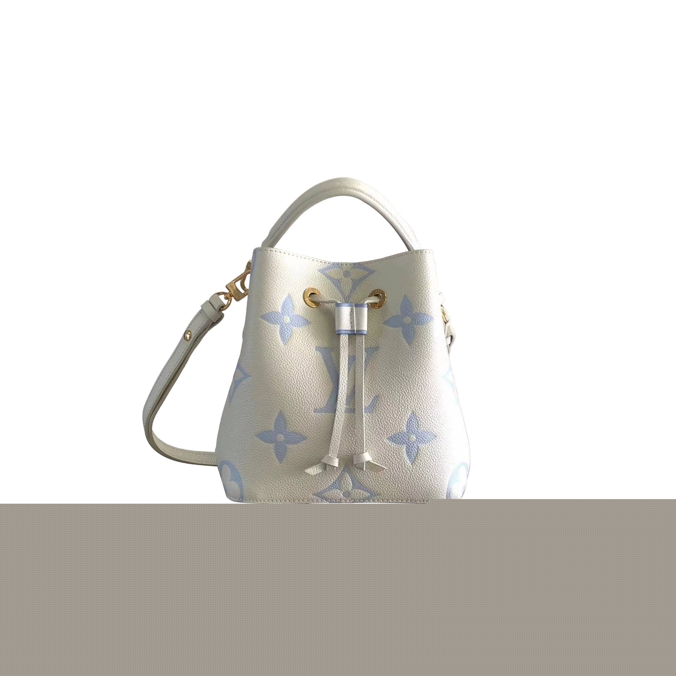 l**is V*t*n nÉonoÉ bb m45716 (20*20*13cm)